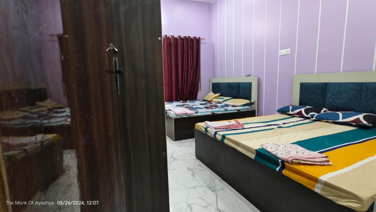 Shree Ayodhya Dham Guest House 300 Meter From Sri Ram Temple Free Pick Up , Drop , Breakfast & Wifi Buitenkant foto